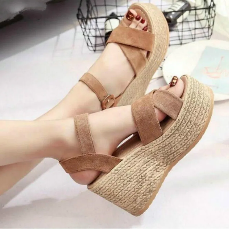 Summer Buckle Women's Sandals Velvet Flock Fish Mouth Fashion high Heel Platform Open Toes Women Sandals Shoes Drop Shipping 
Summer Buckle Women's Sandals Velvet Flock Fish Mouth Fashion high Heel Platform Open Toes Women Sandals Shoes Drop Shipping