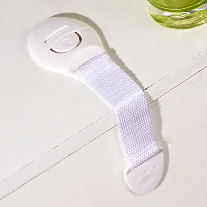 MUQGEW Baby Kids Toddler Safety Fridge Drawer Door Cabinet Cupboard Locks Plastic Locks Straps Infant Baby Protection
MUQGEW Baby Kids Toddler Safety Fridge Drawer Door Cabinet Cupboard Locks Plastic Locks Straps Infant Baby Protection