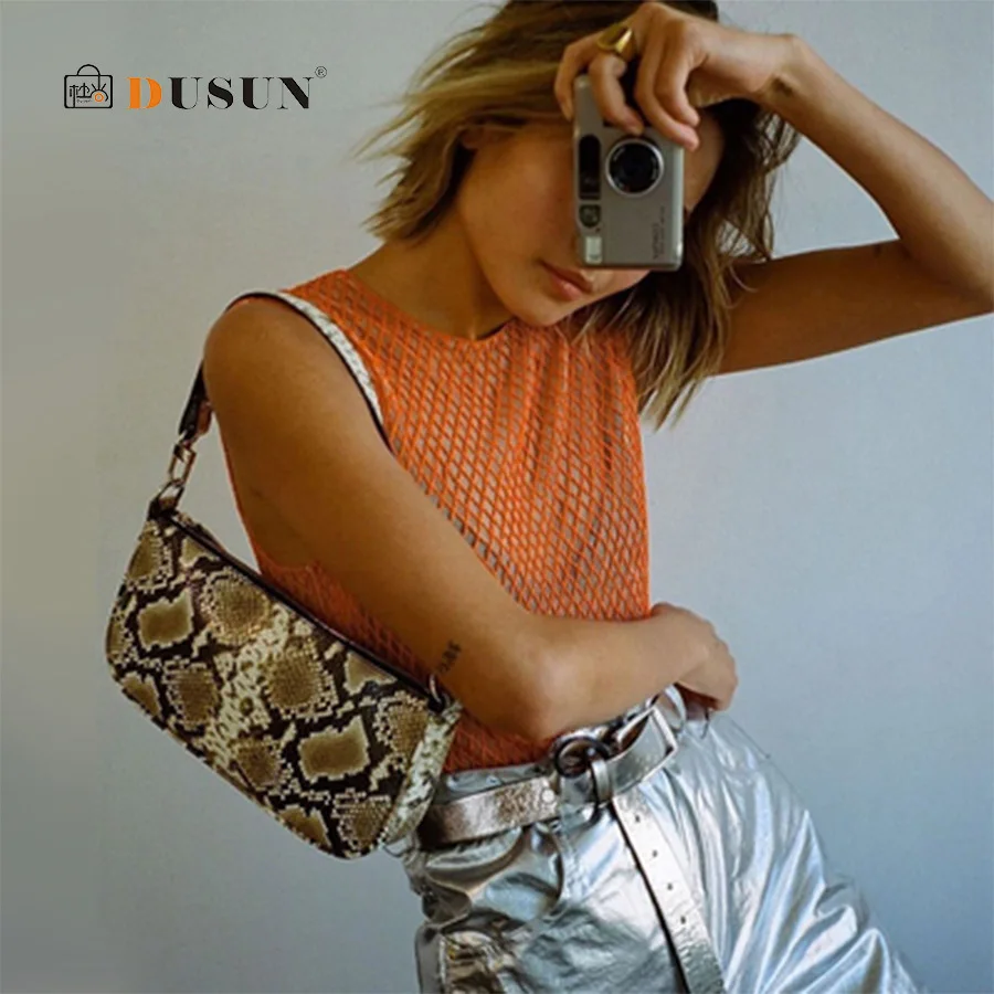 Vintage snake pattern ladies shoulder bags handbag fashion pu leather Crescent bag 2019 new patent leather small shoulder bags
Vintage snake pattern ladies shoulder bags handbag fashion pu leather Crescent bag 2019 new patent leather small shoulder bags