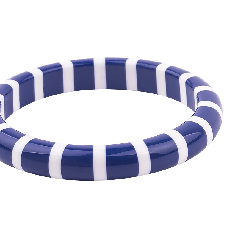 Trendy Fashion Resin Cuff Bracelets Bangles for Women New Black Stripe Acrylic Wide Bracelet Female Simple Charm Party Jewelry (3)