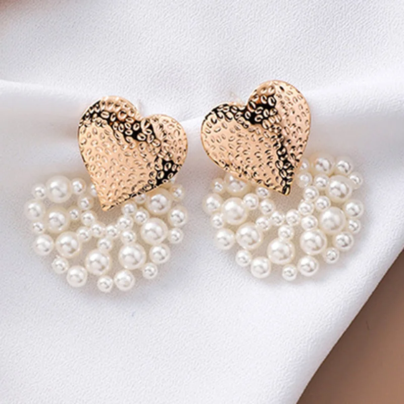 S925 Needle Irregular Gold Heart Small Pearls Skirt Shaped Short Dangle Earrings For Women Lady's Sweet Travelling Earring
S925 Needle Irregular Gold Heart Small Pearls Skirt Shaped Short Dangle Earrings For Women Lady's Sweet Travelling Earring