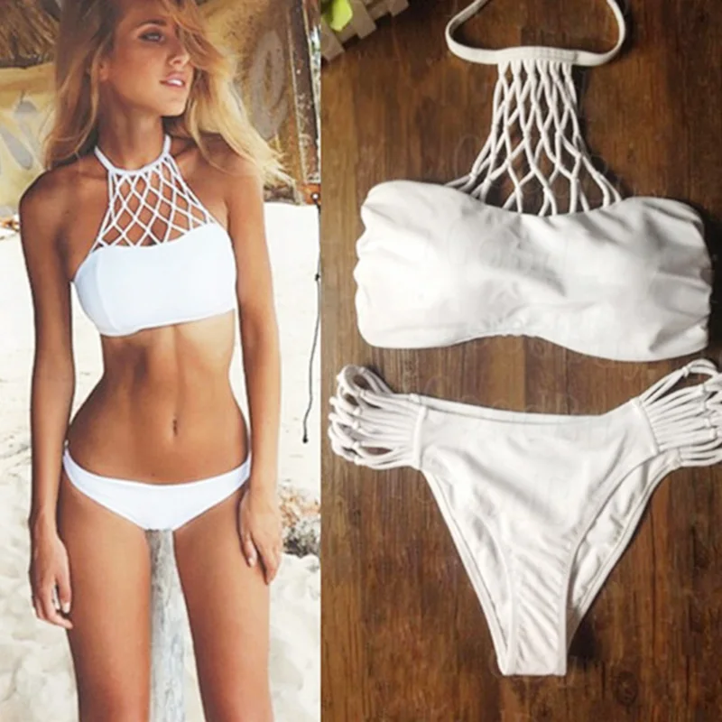 Топ-халтер из коллекции Garden Fantasies с цветочным принтом купить со скидкой в секс шопе  Женское белье, одежда  Пляжная одежда