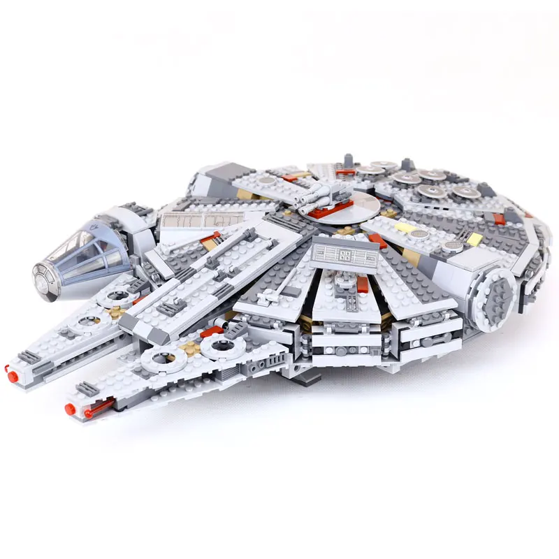 DHL 05007 Millennium Falcon building blocks Force Awakens StarWars toys compatible With Legoing 75105 Model Bricks Kids Gifts
DHL 05007 Millennium Falcon building blocks Force Awakens StarWars toys compatible With Legoing 75105 Model Bricks Kids Gifts