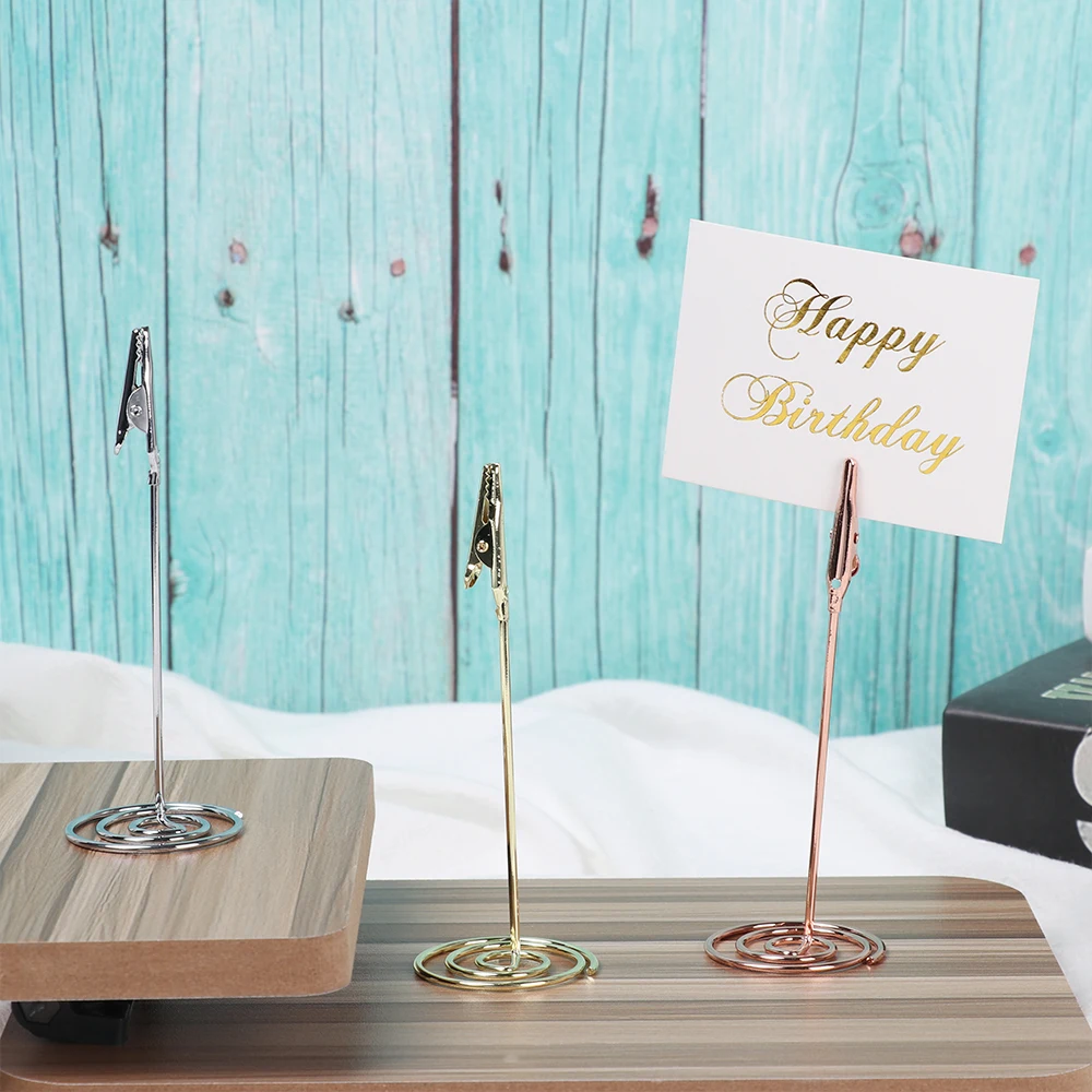 1PC Fashion Desktop Decoration Business Card Holder Clamps Stand Metal Photos Clips Wedding Table Number Stand 3 Colors
1PC Fashion Desktop Decoration Business Card Holder Clamps Stand Metal Photos Clips Wedding Table Number Stand 3 Colors
