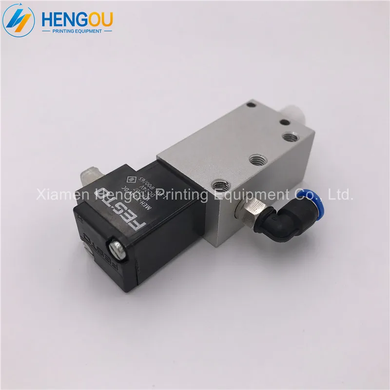 1 Piece New Hengoucn SM102 CD102 Printing Press Valve AVLM8-20-SA M2.184.1091
1 Piece New Hengoucn SM102 CD102 Printing Press Valve AVLM8-20-SA M2.184.1091