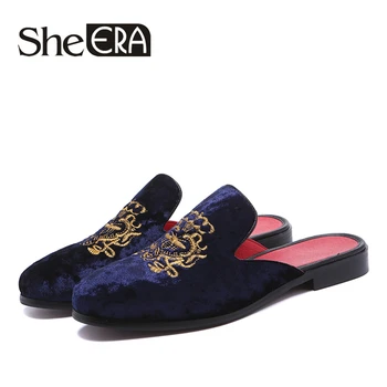 2019 New Luxury Men Slippers Shoes Beach Moccasins Handmade Flock Flats Shoes Man Embroidery Fashion Party Shoes 
2019 New Luxury Men Slippers Shoes Beach Moccasins Handmade Flock Flats Shoes Man Embroidery Fashion Party Shoes