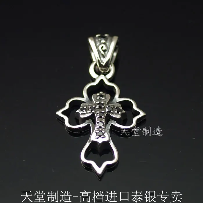 The import of silver 925 Sterling Silver with black fine workmanship of overlapping Cross Pendant
The import of silver 925 Sterling Silver with black fine workmanship of overlapping Cross Pendant