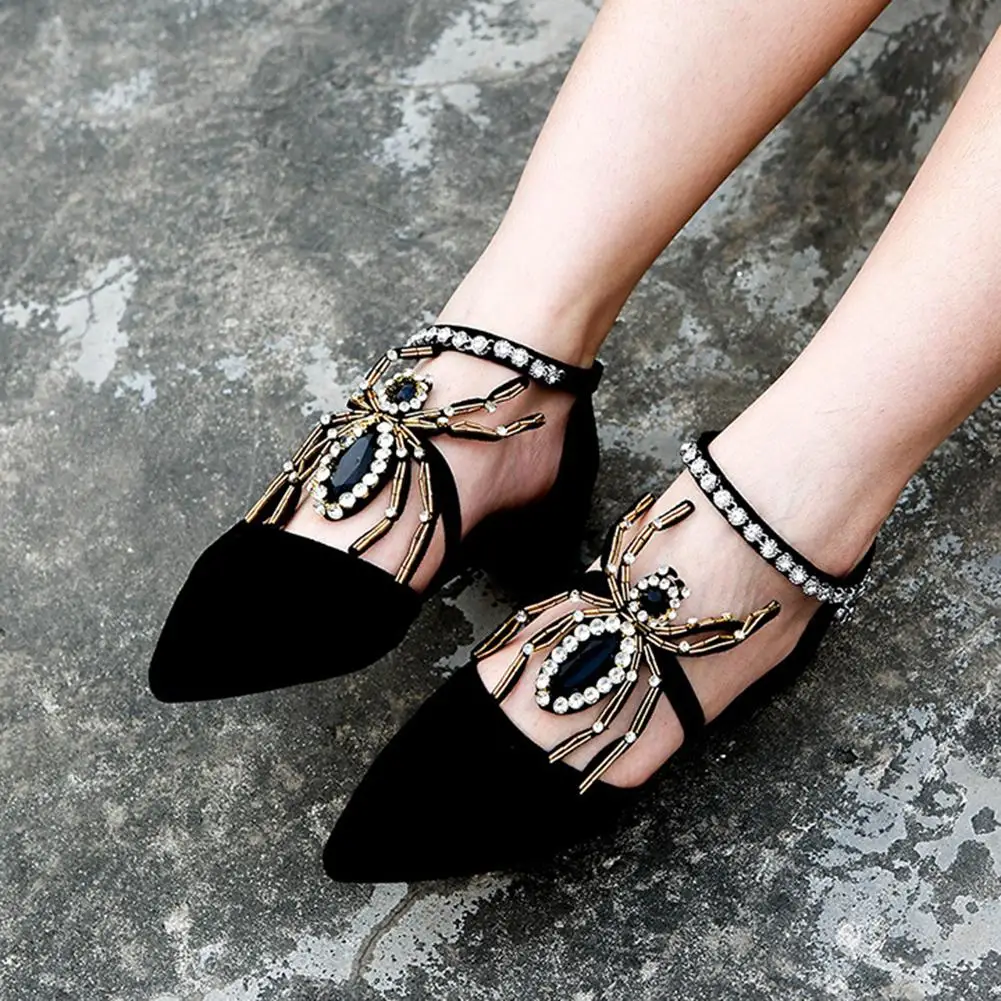 2Pcs Detachable Charm Shoe Straps Band Handmade Rhinestone Spider Flat High Heel Decorations
2Pcs Detachable Charm Shoe Straps Band Handmade Rhinestone Spider Flat High Heel Decorations