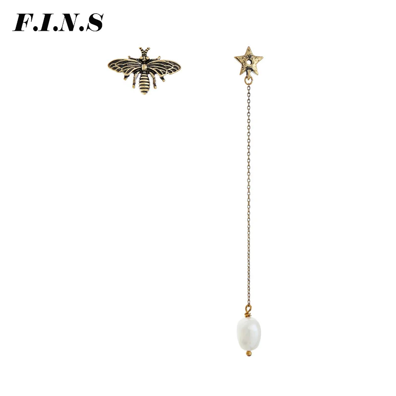 F.I.N.S Asymmetry Earrings Bee Star Hanging Earrings with Cultured Pearl Korean Earings Fashion Jewelry Long Women's Earring
F.I.N.S Asymmetry Earrings Bee Star Hanging Earrings with Cultured Pearl Korean Earings Fashion Jewelry Long Women's Earring