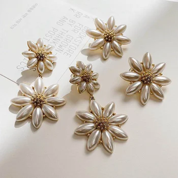 MENGJIQIAO 2019 New Arrival Handmade Elegant Simulated Pearl Flower Big Stud Earrings For Women Fashion Bijoux Wedding Oorbellen
MENGJIQIAO 2019 New Arrival Handmade Elegant Simulated Pearl Flower Big Stud Earrings For Women Fashion Bijoux Wedding Oorbellen