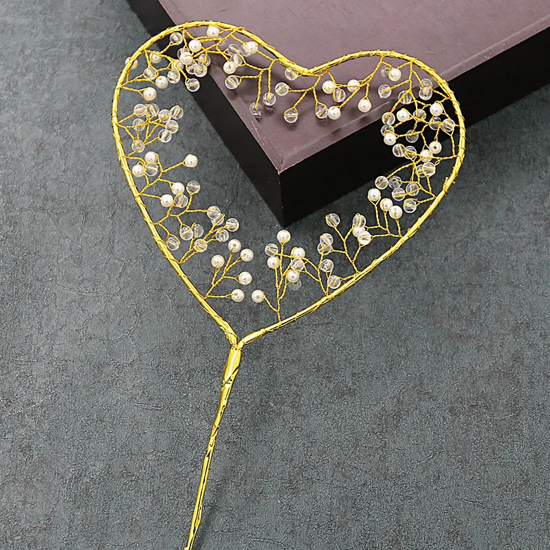 New Cake Baking Handmade Love Card Stars Children Birthday Card Pearl Heart Type Plug-in Dessert Scene Decoration Hair Pin Crown
New Cake Baking Handmade Love Card Stars Children Birthday Card Pearl Heart Type Plug-in Dessert Scene Decoration Hair Pin Crown