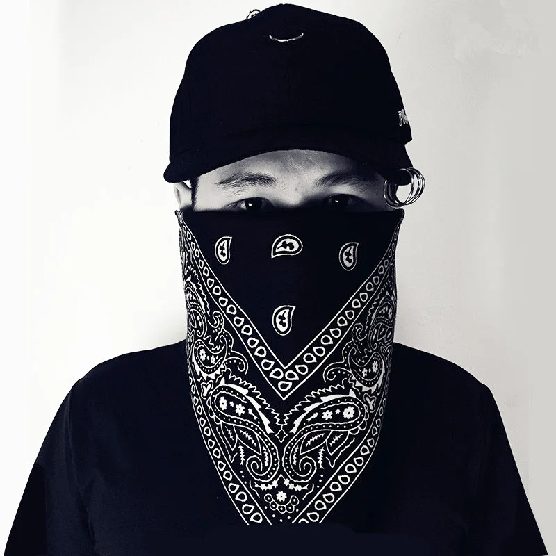 Fashion Snowflake Flame Skull Women Print Headband Men Cool Scarf Square Masked Bandana Unisex Headwear Hair Accessories
Fashion Snowflake Flame Skull Women Print Headband Men Cool Scarf Square Masked Bandana Unisex Headwear Hair Accessories
