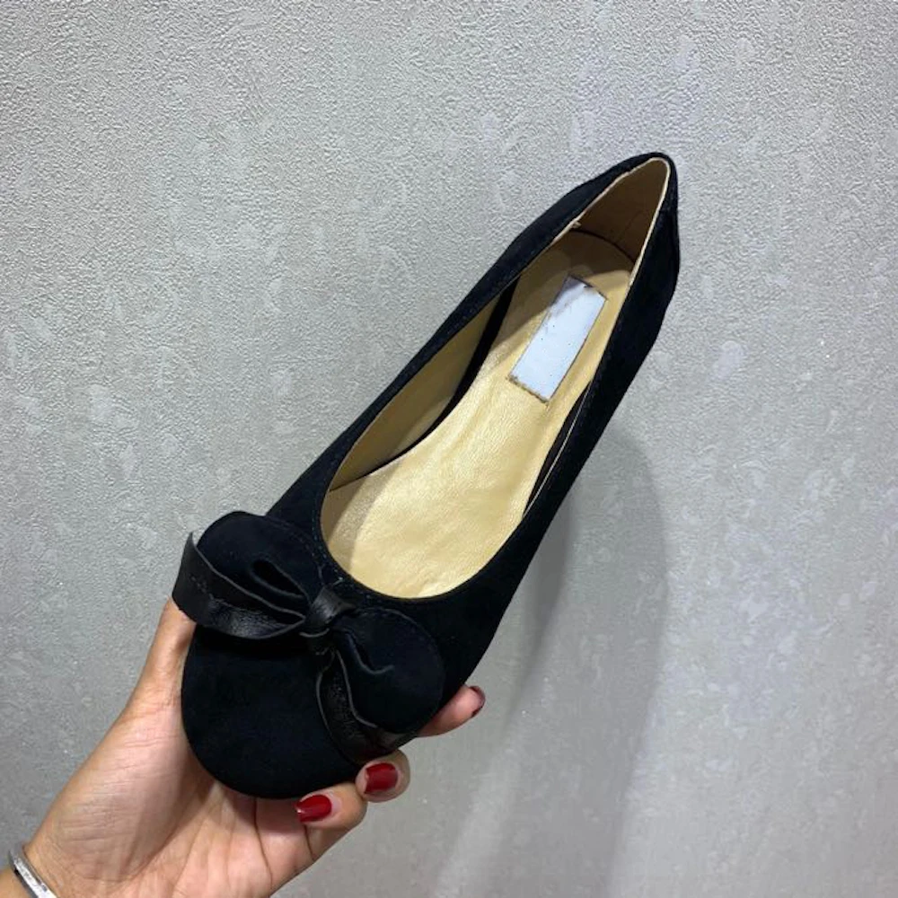 Women's Flats New Fashion Genuine Leather Suede Ballet Flats Round Toe Slip-on Casual Women's Flats Butterfly-knot Female Shoes 
Women's Flats New Fashion Genuine Leather Suede Ballet Flats Round Toe Slip-on Casual Women's Flats Butterfly-knot Female Shoes