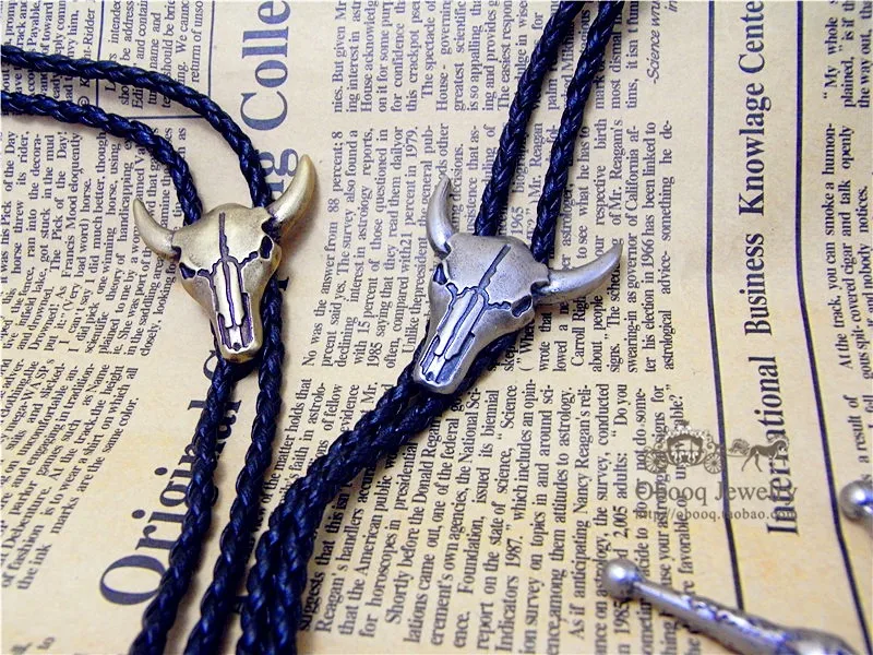 Adjustable cow head West cowboy tie Enclosure Dance Bolo tie Artificial leather pendant
Adjustable cow head West cowboy tie Enclosure Dance Bolo tie Artificial leather pendant
