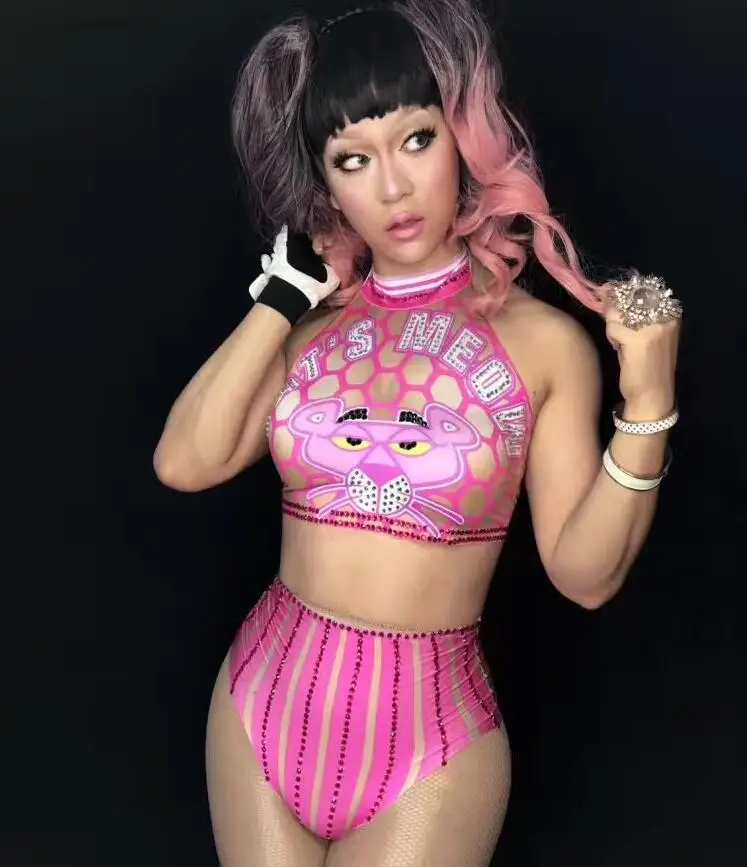 Cute Pink Bikini High Waist Short Set Sexy Women Stage Show Wear Cheerleaders Celebrate Party Dress Costume game Outfit
Cute Pink Bikini High Waist Short Set Sexy Women Stage Show Wear Cheerleaders Celebrate Party Dress Costume game Outfit