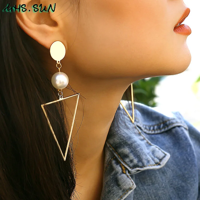 MHS.SUN Fashion Geometric Drop Earrings Women Pearl Trendy Dangle Earrings Gold Color Exaggerated Statement Earrings Jewelry
MHS.SUN Fashion Geometric Drop Earrings Women Pearl Trendy Dangle Earrings Gold Color Exaggerated Statement Earrings Jewelry