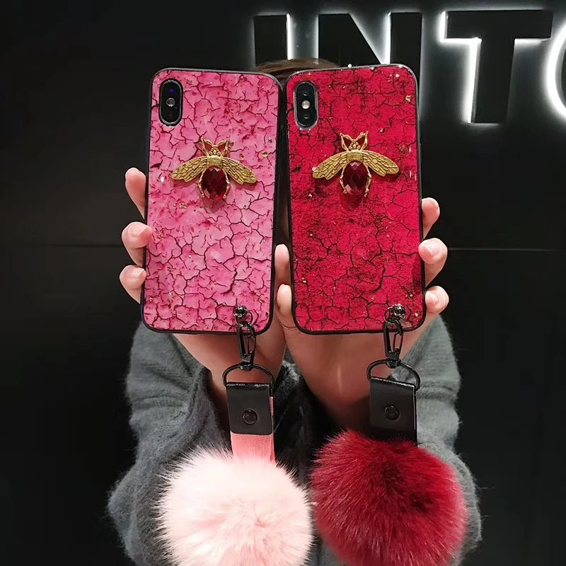 Fashion Bling DIY diamond Bee with fox Fur Ball+Lanyard Phone case For iPhone 6 6SP 8 7Plus X XS MAX XR Glossy Gold foil Funds
Fashion Bling DIY diamond Bee with fox Fur Ball+Lanyard Phone case For iPhone 6 6SP 8 7Plus X XS MAX XR Glossy Gold foil Funds