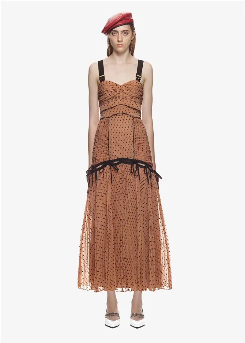 New arrive off shoulder black dot print women chiffon dress backless sexy chiffon party dress
New arrive off shoulder black dot print women chiffon dress backless sexy chiffon party dress