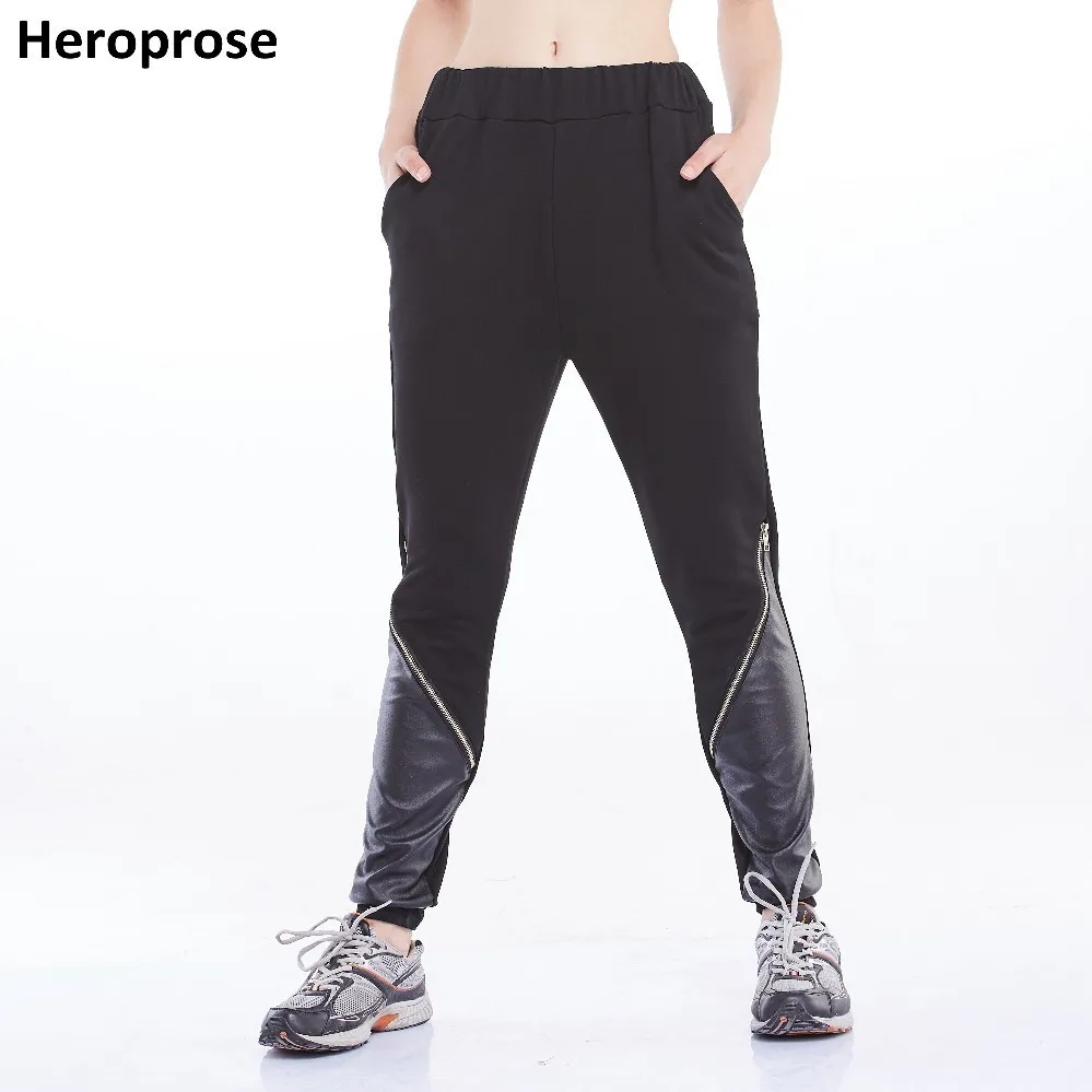 Heroprose 2018 New Fashion Autumn and Winter Faux Leather Patchwork Zippers Embed Hip Hop Street Pants Jazz Ds Skinny Trouser
Heroprose 2018 New Fashion Autumn and Winter Faux Leather Patchwork Zippers Embed Hip Hop Street Pants Jazz Ds Skinny Trouser