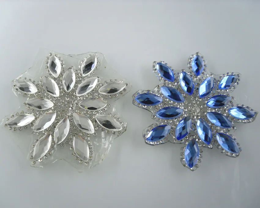 Hotfix iron clear blue glass faceted rhinestones fashion applique fit shoes bag clothing decorations snow flower shape 1pc TZH12
Hotfix iron clear blue glass faceted rhinestones fashion applique fit shoes bag clothing decorations snow flower shape 1pc TZH12