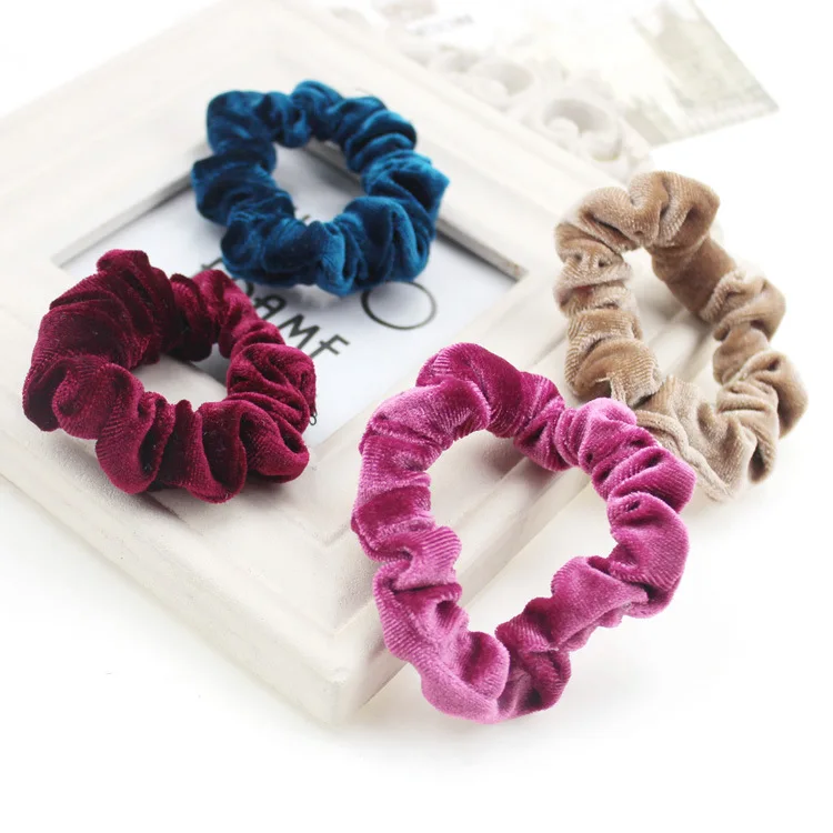 1 PC/lot Luxurious Soft Feel Velvet Hair Scrunchie Ponytail Donut Grip Loop Holder Stretchy Hair band
1 PC/lot Luxurious Soft Feel Velvet Hair Scrunchie Ponytail Donut Grip Loop Holder Stretchy Hair band