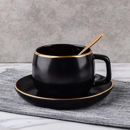 Black ceramic coffee cup and saucer set with spoon Porcelain Espresso cup breakfast Milk Cup with Dish mugs for tea and coffee
Black ceramic coffee cup and saucer set with spoon Porcelain Espresso cup breakfast Milk Cup with Dish mugs for tea and coffee