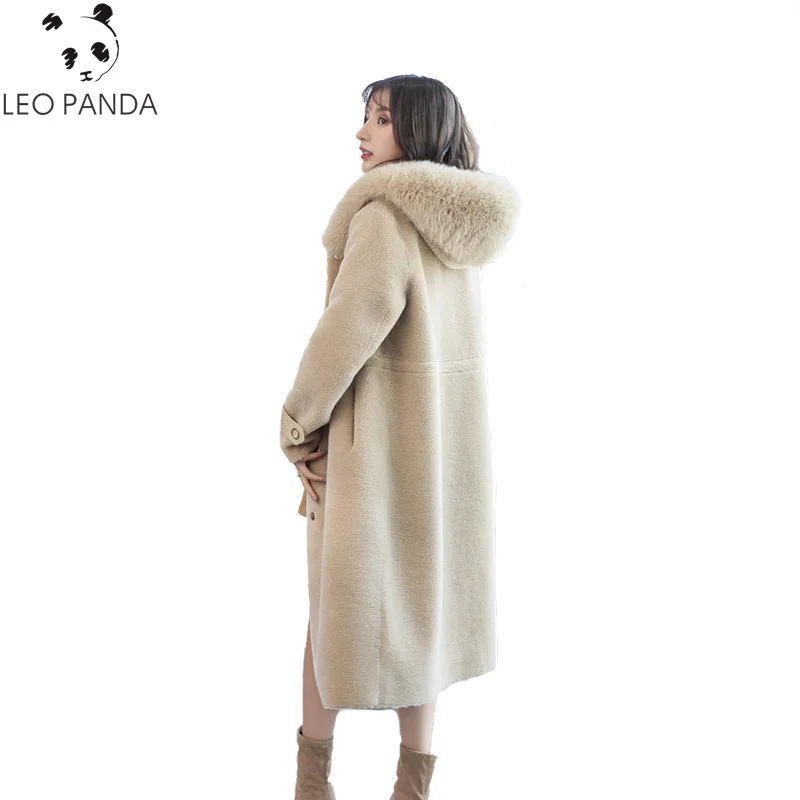 Superior quality 100% Wool Coats 2018 New Women Winter Wool Coat Female Rea Fox Fur Coats Long Hoody Parka Windbreaker casaco
Superior quality 100% Wool Coats 2018 New Women Winter Wool Coat Female Rea Fox Fur Coats Long Hoody Parka Windbreaker casaco