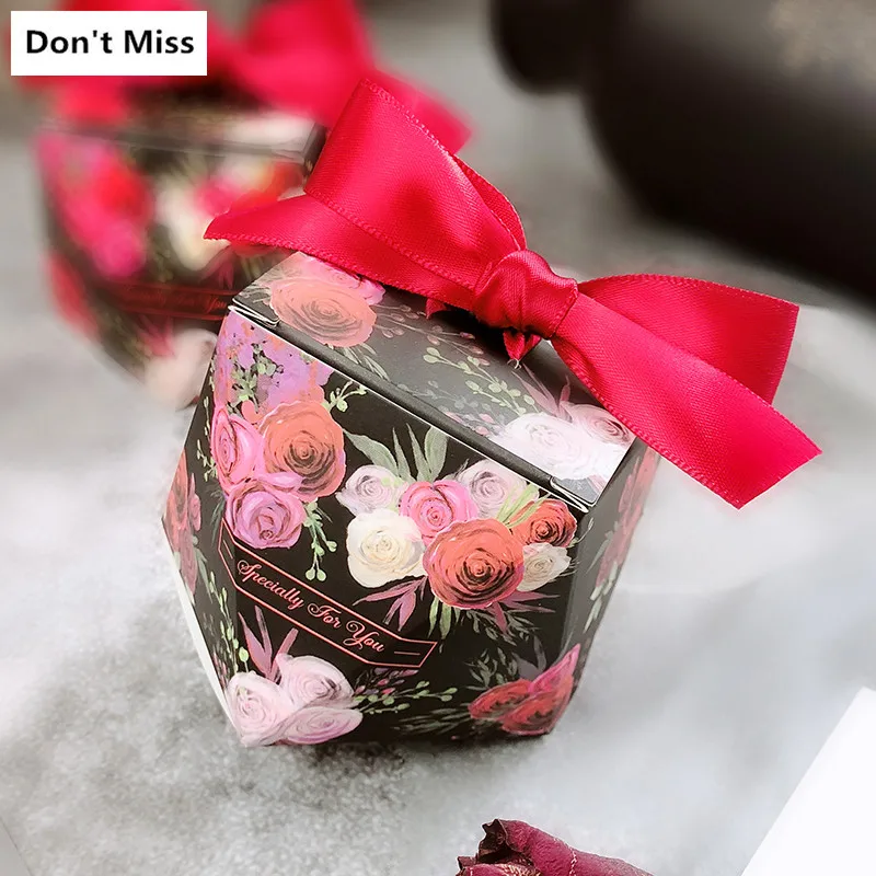Diamond Type Gift Box Party Decoration Wedding Baby Shower Favors Gifts Candy Boxes Boite A Dragees Pour Les Mariages 50 Pieces
Diamond Type Gift Box Party Decoration Wedding Baby Shower Favors Gifts Candy Boxes Boite A Dragees Pour Les Mariages 50 Pieces