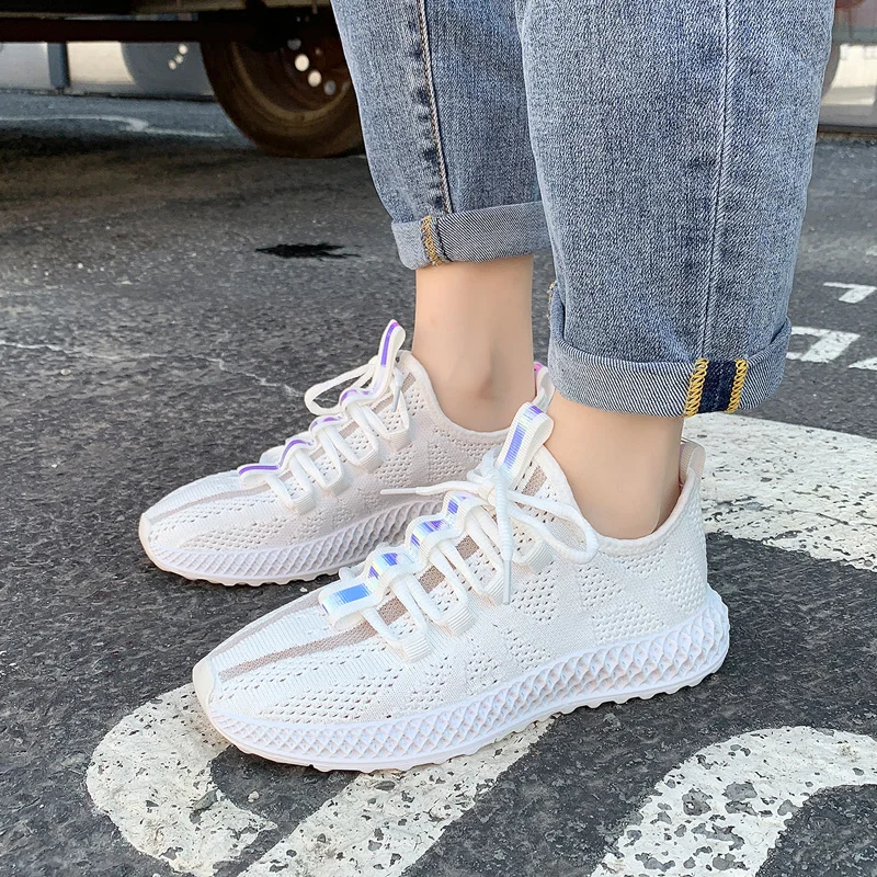 Women Casual Shoes Fashion Breathable Walking Mesh Lace Up Flat Shoes Sneakers Women 2019 Tenis Feminino White Vulcanized Shoes
Women Casual Shoes Fashion Breathable Walking Mesh Lace Up Flat Shoes Sneakers Women 2019 Tenis Feminino White Vulcanized Shoes