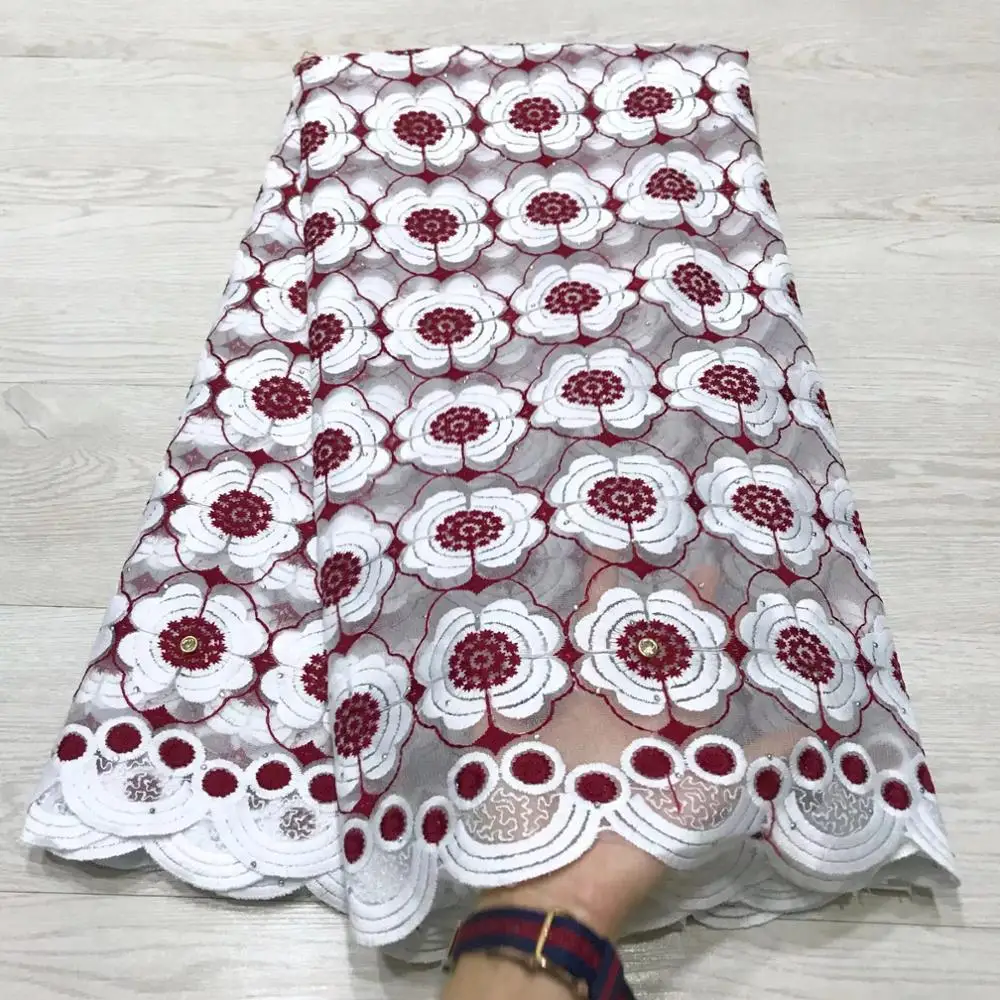 High Quality Beads Embroidered African Lace Fabric 2019 Hot White African 3d Lace Fabric For Sewing Nigeria Lace Fabric
High Quality Beads Embroidered African Lace Fabric 2019 Hot White African 3d Lace Fabric For Sewing Nigeria Lace Fabric