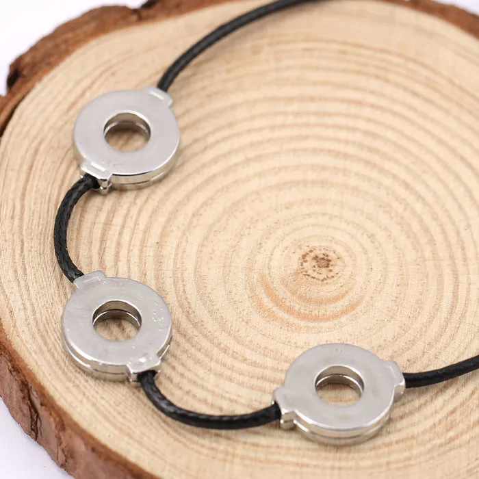Hot Anime Naruto Itachi Uchiha Necklace Metal Sliver Circle Pendant Cosplay Accessories 9656
Hot Anime Naruto Itachi Uchiha Necklace Metal Sliver Circle Pendant Cosplay Accessories 9656