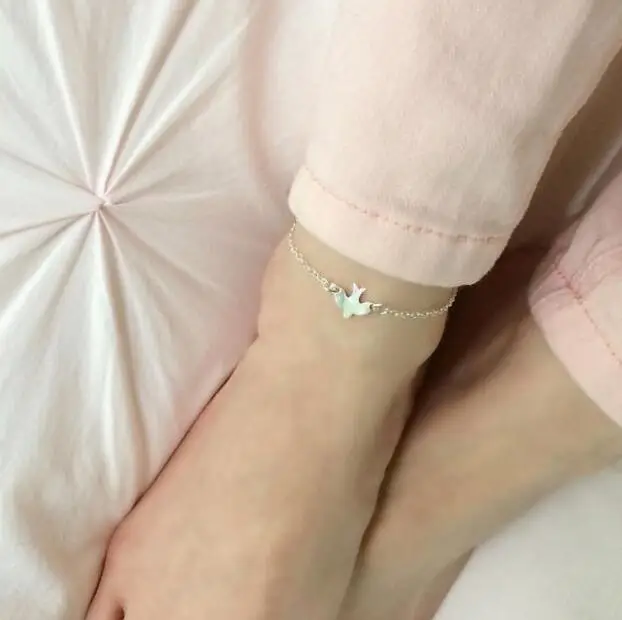 la025 la025 Europe new listing fashion simple metal alloy peace dove small bird anklet Female charm jewelry
la025 la025 Europe new listing fashion simple metal alloy peace dove small bird anklet Female charm jewelry
