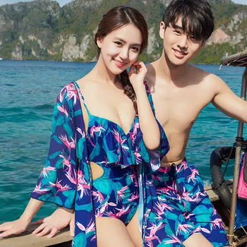 Couples Swimwear Roses Print Floral Three Pieces Bikini Set and Man's Beach Shorts Lover's Swimsuit Beach Wear maillot de bain
Couples Swimwear Roses Print Floral Three Pieces Bikini Set and Man's Beach Shorts Lover's Swimsuit Beach Wear maillot de bain