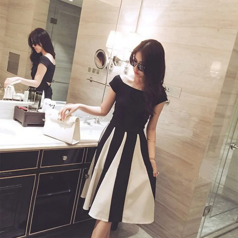 2019 Women Summer New Style Sexy Charming Slim Fit Striped Off Shoulder Short Sleeve Dresses two piece set
2019 Women Summer New Style Sexy Charming Slim Fit Striped Off Shoulder Short Sleeve Dresses two piece set