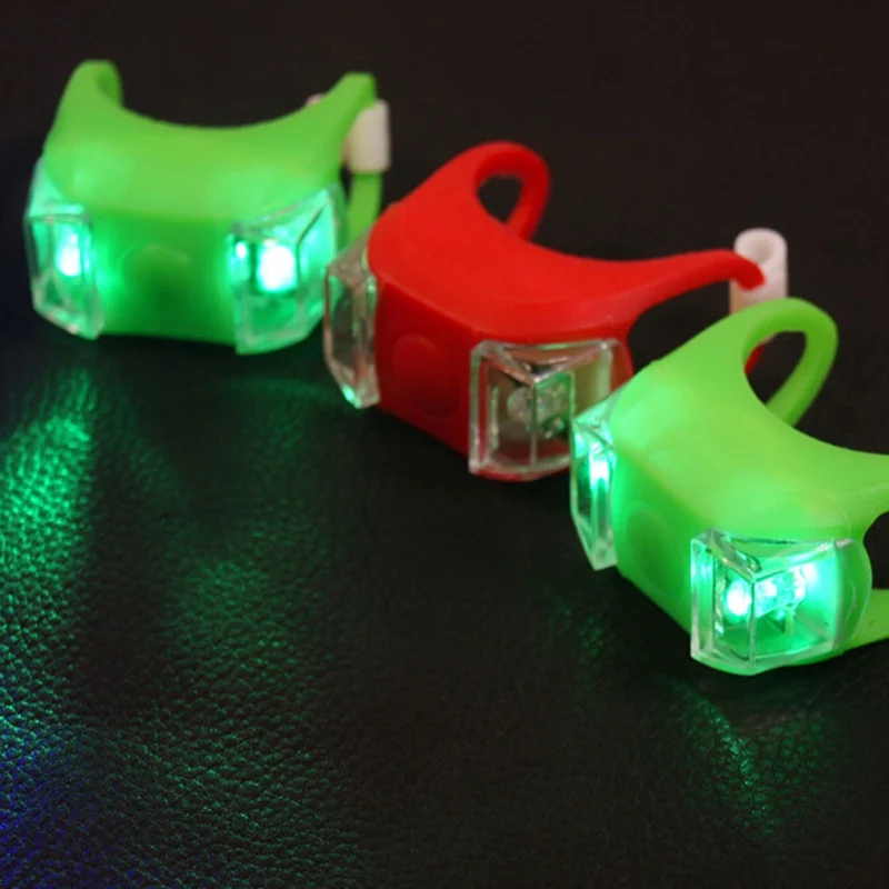 Strollers Baby Safe Care Night Remind Lamp Security Frog Baby Stroller Light Waterproof LED Flash Caution Lamp
Strollers Baby Safe Care Night Remind Lamp Security Frog Baby Stroller Light Waterproof LED Flash Caution Lamp
