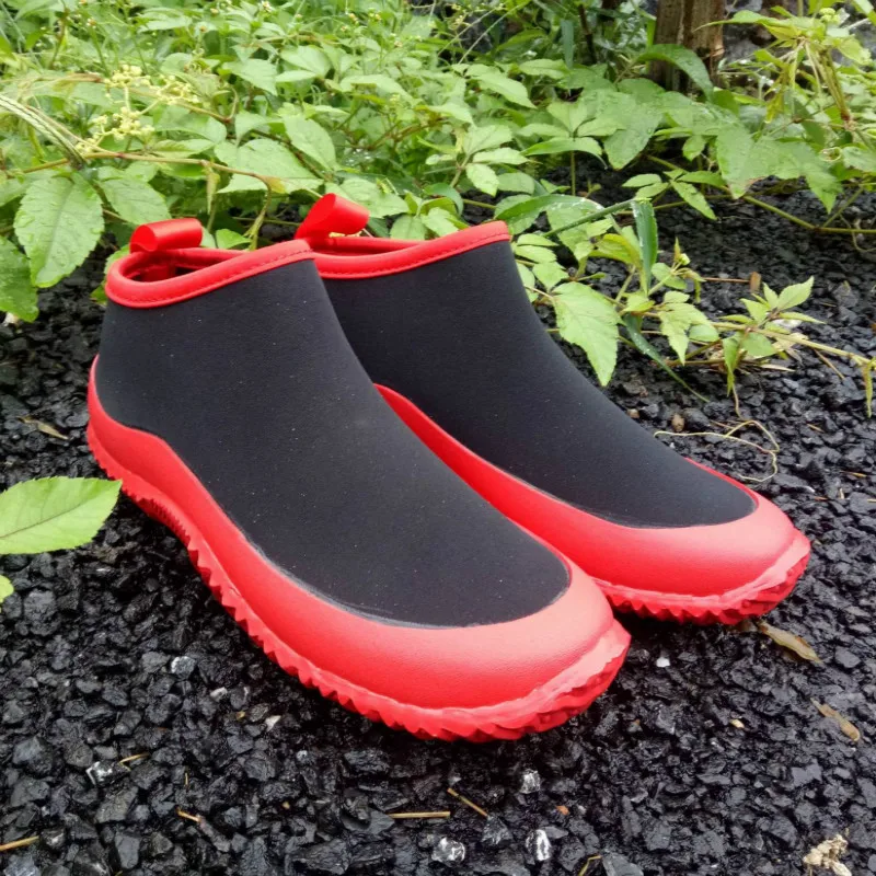 2019 Men's and women's short tube red and black rain boots wash shoes color matching cow Bron water lovers rain shoes Yasialiya
2019 Men's and women's short tube red and black rain boots wash shoes color matching cow Bron water lovers rain shoes Yasialiya