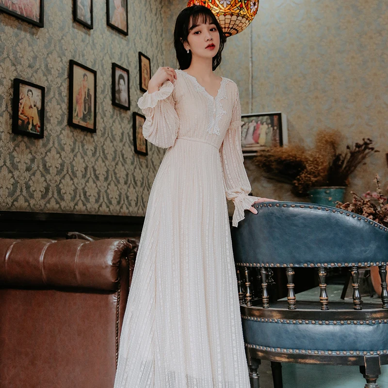 HANZANGL New 2019 Princess Court Vintage Dress Puff Sleeve Lace Dress Slim Waist Sexy Casual Long Party Dresses Robe
HANZANGL New 2019 Princess Court Vintage Dress Puff Sleeve Lace Dress Slim Waist Sexy Casual Long Party Dresses Robe