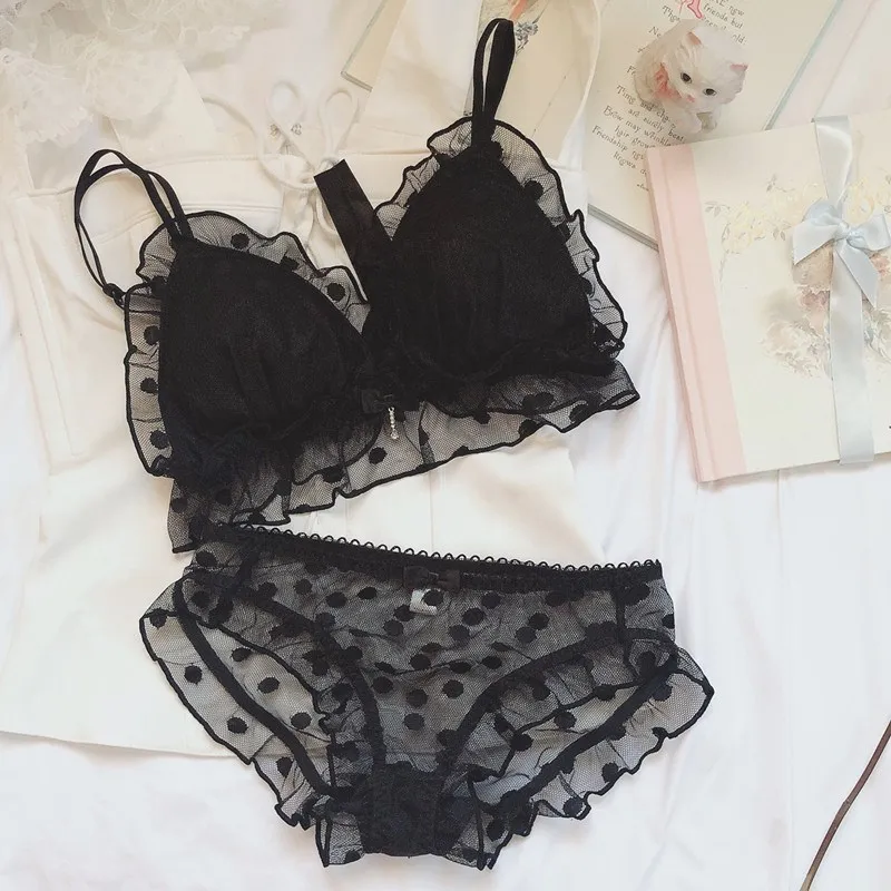 2019 Sexy Girls Lolita Bra Set Lace Dot Embroidery Thin Bra Underwear Japanese Lingerie Bra And Panty Set
2019 Sexy Girls Lolita Bra Set Lace Dot Embroidery Thin Bra Underwear Japanese Lingerie Bra And Panty Set