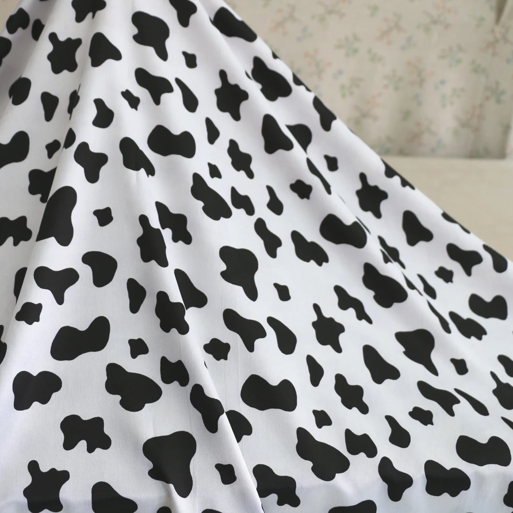 Cow Prints Tissu Lycra Satin Polyester Fabric For Kids Dress Bed Sheet Imitate Silk Tecido Sewing materials
Cow Prints Tissu Lycra Satin Polyester Fabric For Kids Dress Bed Sheet Imitate Silk Tecido Sewing materials