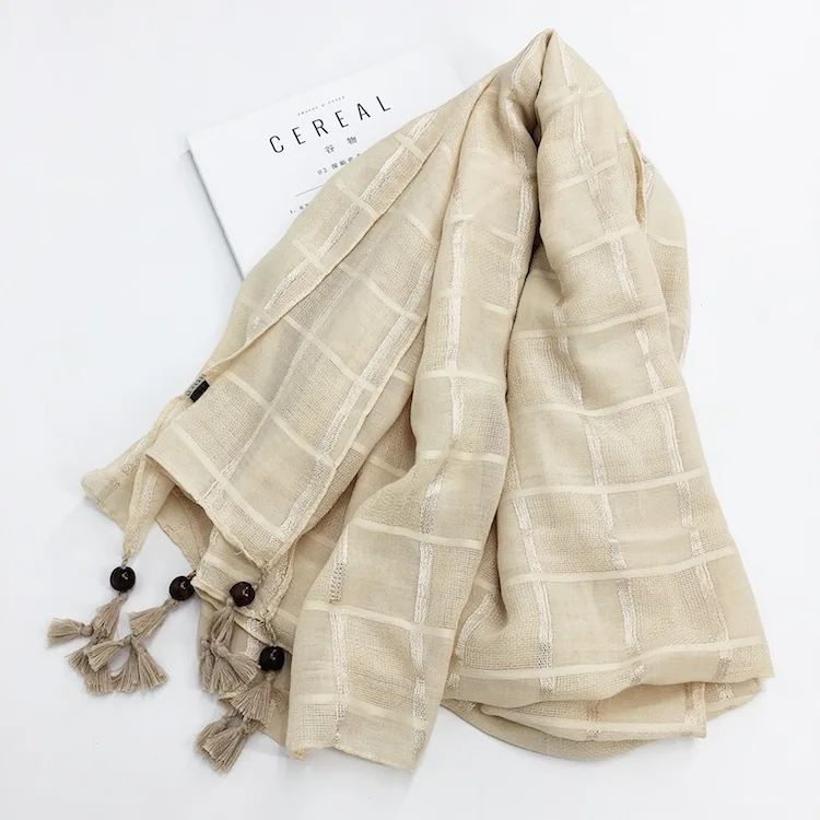 Ethnic Style Tassel Embroidery Flower Square Plaid Cotton Linen Scarf Female Sunscreen Shawl Beach Towel
Ethnic Style Tassel Embroidery Flower Square Plaid Cotton Linen Scarf Female Sunscreen Shawl Beach Towel