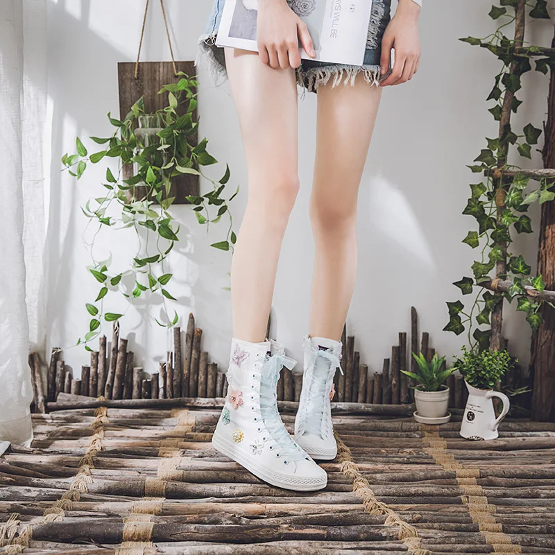 Zipper Canvas Shoes Women Boot Lace-up Mid Calf Boots Flat Heel Female Casual Shoes High-top boots Flats Students Shoes Size 43
Zipper Canvas Shoes Women Boot Lace-up Mid Calf Boots Flat Heel Female Casual Shoes High-top boots Flats Students Shoes Size 43
