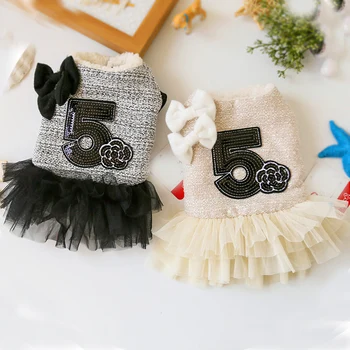 Rose Luxury Dog Clothes Dress Winter Thick Princess Bow Wedding Little Small Animals Pet Cat Costume Skirt For Terrier York Pugs
Rose Luxury Dog Clothes Dress Winter Thick Princess Bow Wedding Little Small Animals Pet Cat Costume Skirt For Terrier York Pugs