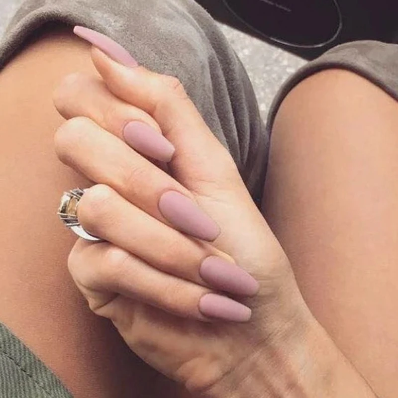 Matte Pink gray Finish Coffin Shape False nails.Middle-long lady full nail tips Ballerinas Frosted bride fake nail 24pcs/set
Matte Pink gray Finish Coffin Shape False nails.Middle-long lady full nail tips Ballerinas Frosted bride fake nail 24pcs/set