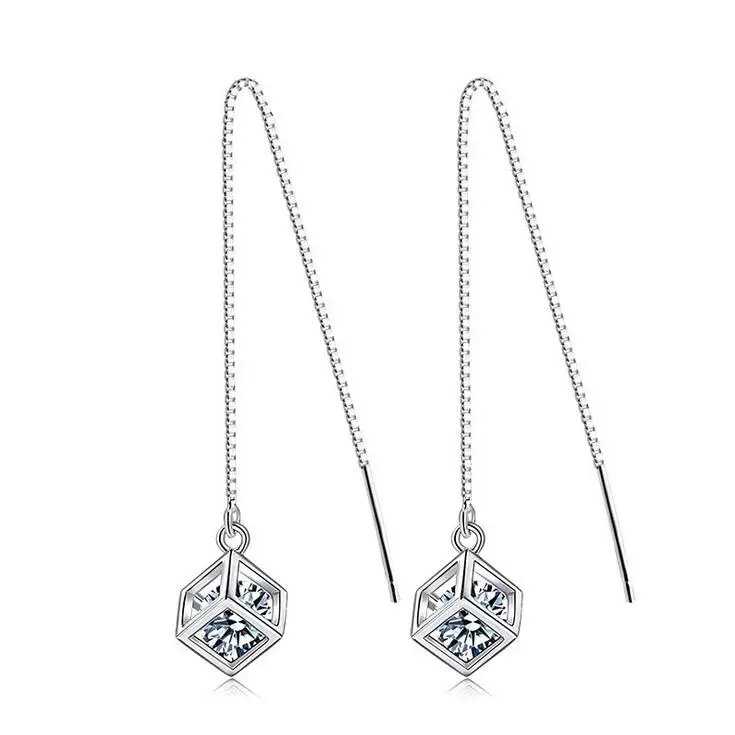 2017 new arrival fashion shiny square crystal 925 sterling silver ladies`long stud earrings jewelry wholesale birthday gift
2017 new arrival fashion shiny square crystal 925 sterling silver ladies`long stud earrings jewelry wholesale birthday gift