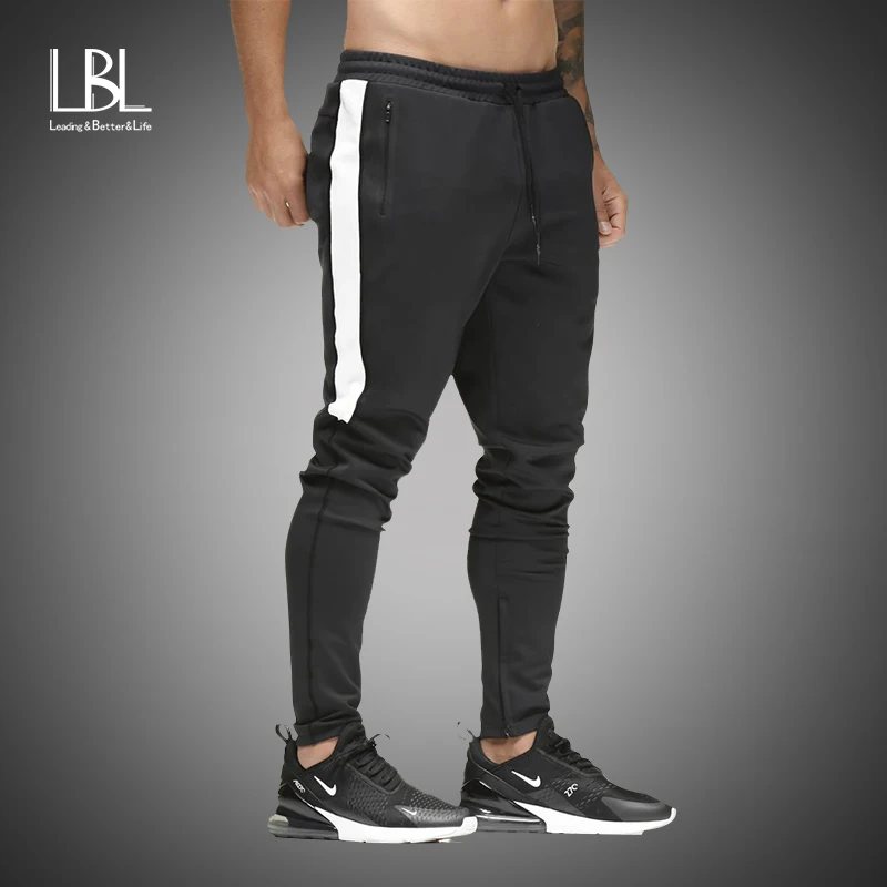 Pants Men Hip Hop Sweatpants Striped Pleated Stretch Harem Pant Male 2019 Casual Slim Gyms Pants Fitness Joggers Pantalon Homme
Pants Men Hip Hop Sweatpants Striped Pleated Stretch Harem Pant Male 2019 Casual Slim Gyms Pants Fitness Joggers Pantalon Homme