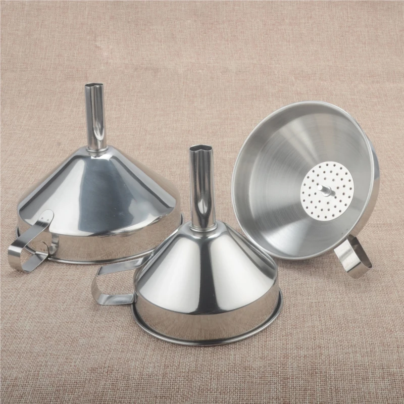 10cm/12cm/14cm/16cm Funnel Stainless Steel Funnel Oil Hopper Filter Kitchen Tools for Fitting Small Bottles and Containers
10cm/12cm/14cm/16cm Funnel Stainless Steel Funnel Oil Hopper Filter Kitchen Tools for Fitting Small Bottles and Containers