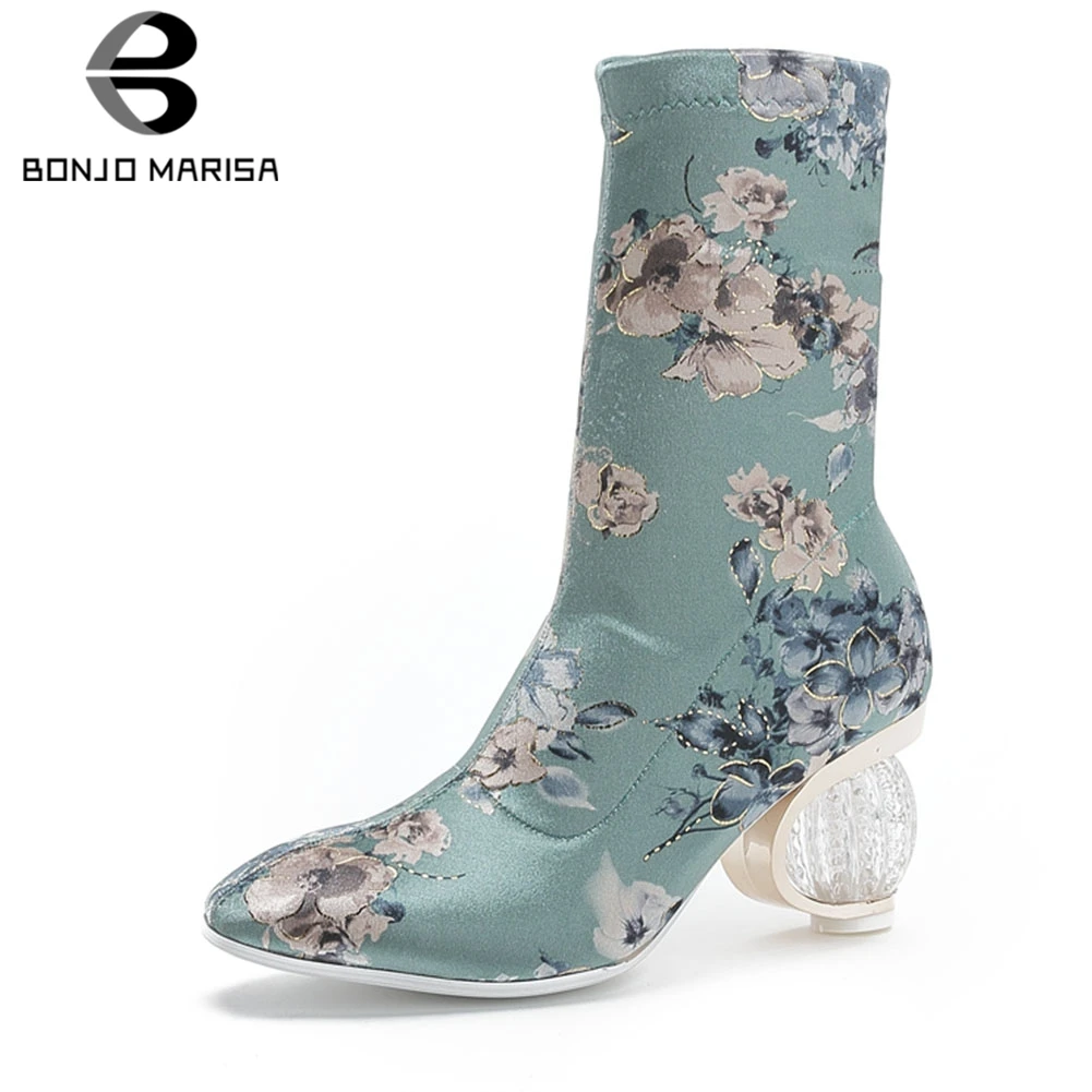BONJOMARISA Elegant Silk Flower Print Ankle Boots Woman Spring Autumn women's Strange High Heels Ankle Boots Women Size 34-44
BONJOMARISA Elegant Silk Flower Print Ankle Boots Woman Spring Autumn women's Strange High Heels Ankle Boots Women Size 34-44