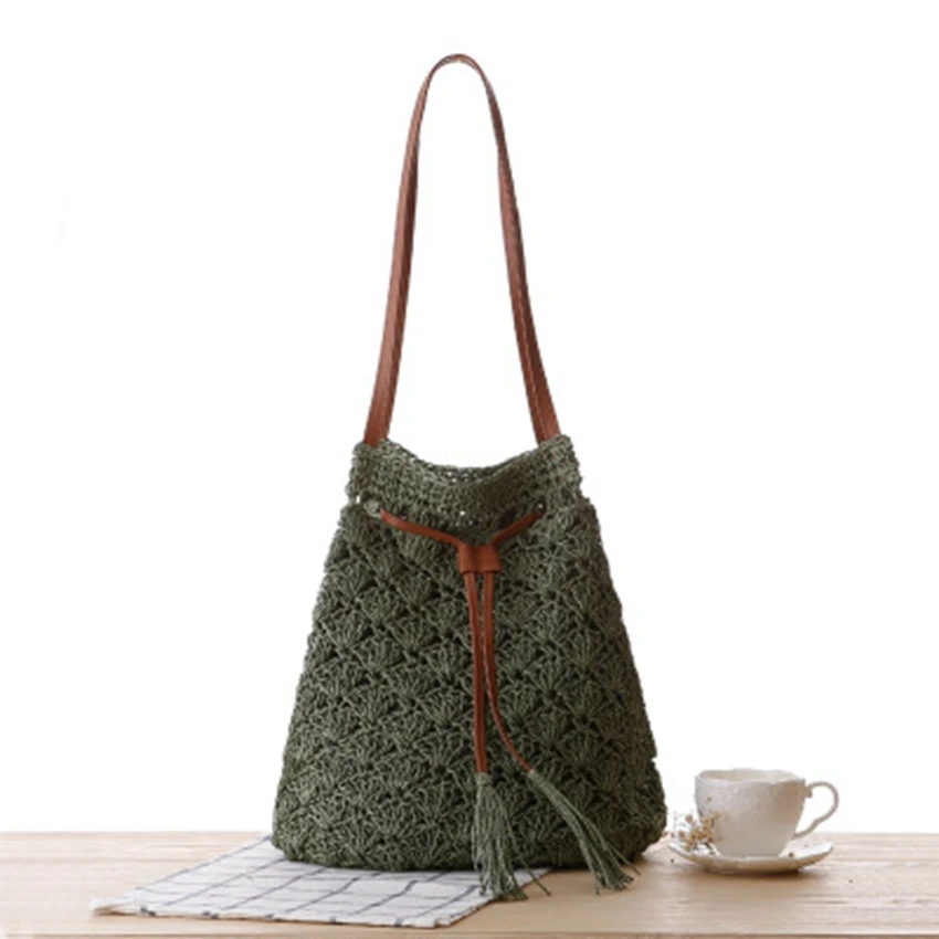 Handmade tassel bucket straw bag Chinese style small fresh woven bag shoulder summer vacation beach bag
Handmade tassel bucket straw bag Chinese style small fresh woven bag shoulder summer vacation beach bag