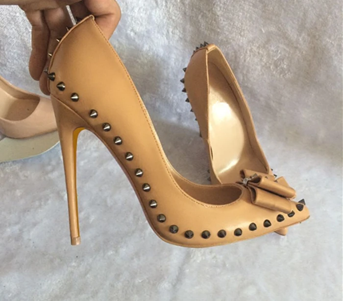 European Women Elegant Pumps Super High Heels 12cm Rivet Pointed Toe Night Club Wedding Lady Single Stilettos Shoes with Bow
European Women Elegant Pumps Super High Heels 12cm Rivet Pointed Toe Night Club Wedding Lady Single Stilettos Shoes with Bow