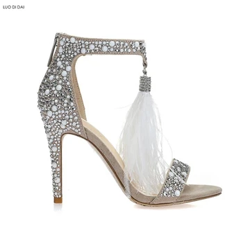 2020 women feather high heels bling beads party shoes Diamond sandals wedding shoes rhinestone sandals open toe crystal sandals
2020 women feather high heels bling beads party shoes Diamond sandals wedding shoes rhinestone sandals open toe crystal sandals